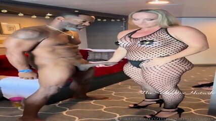 Cucking Adventure on a Luxury Cruise Ship