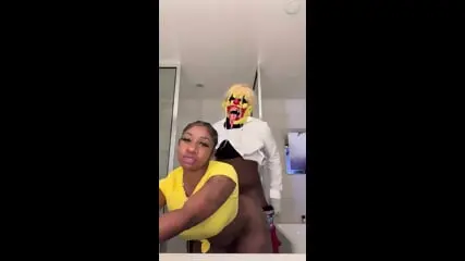 Lola B's Intense Clown Encounter