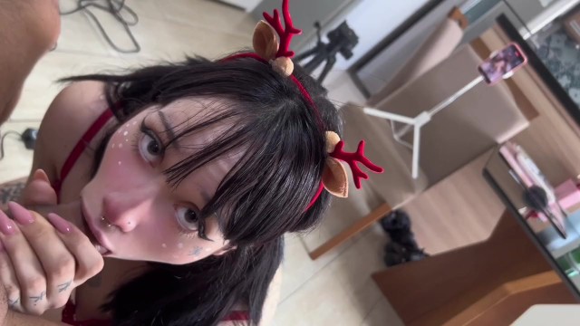 Amberzinha's Christmas Delight with Sex Machine
