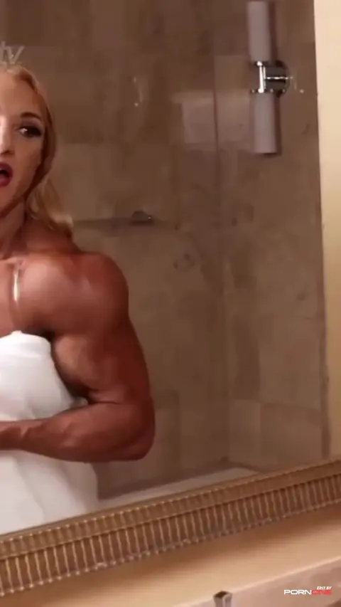 Muscle Shower Tease with Mrs Reyes