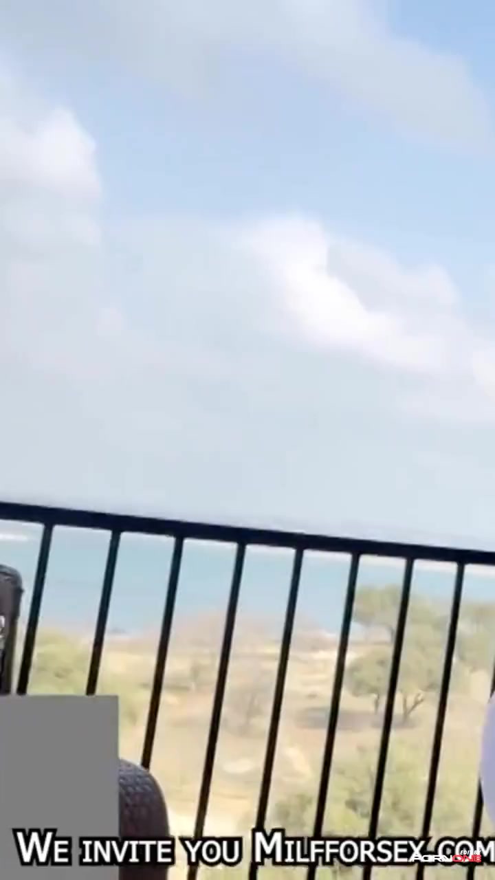 Intense Anal Encounter with Yiny Leon