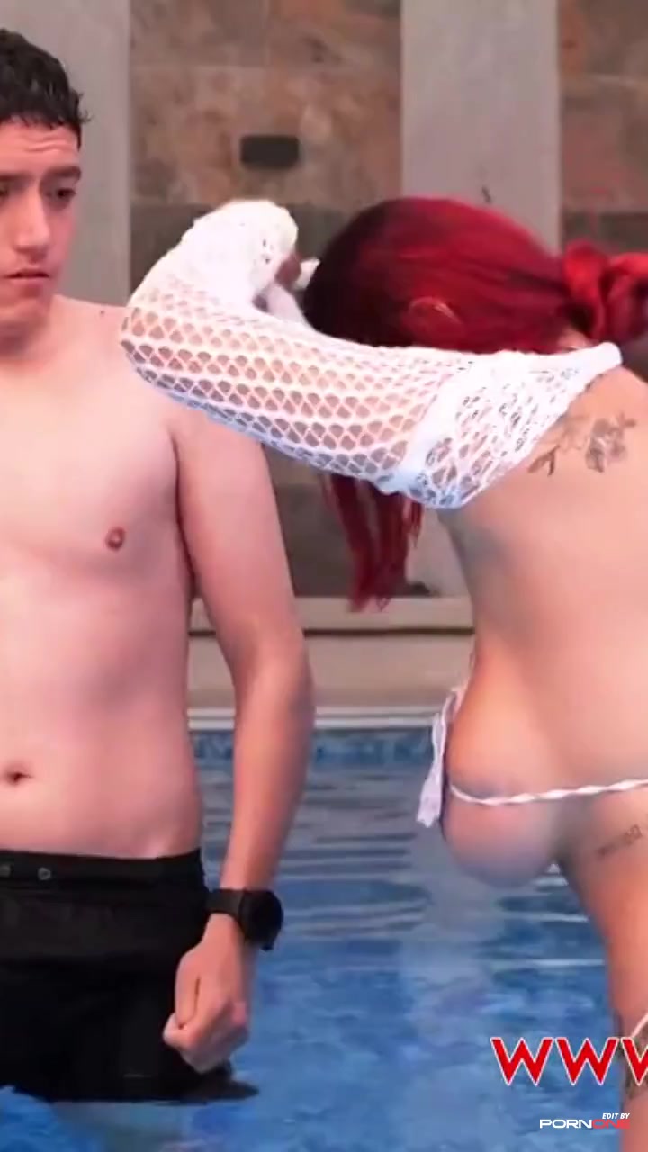 Anai Love Teaches Swimming in 29 Seconds