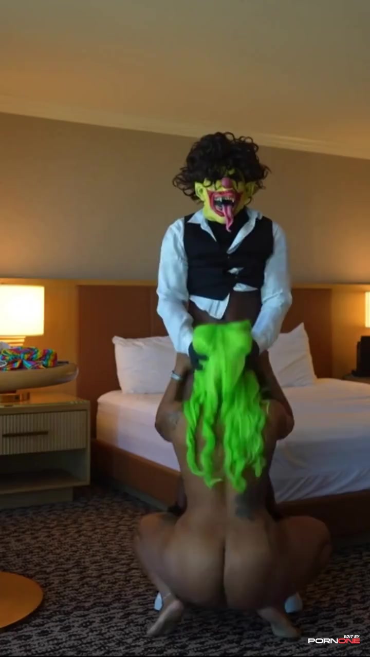 Vegas Fuck Trip with Moee Baby
