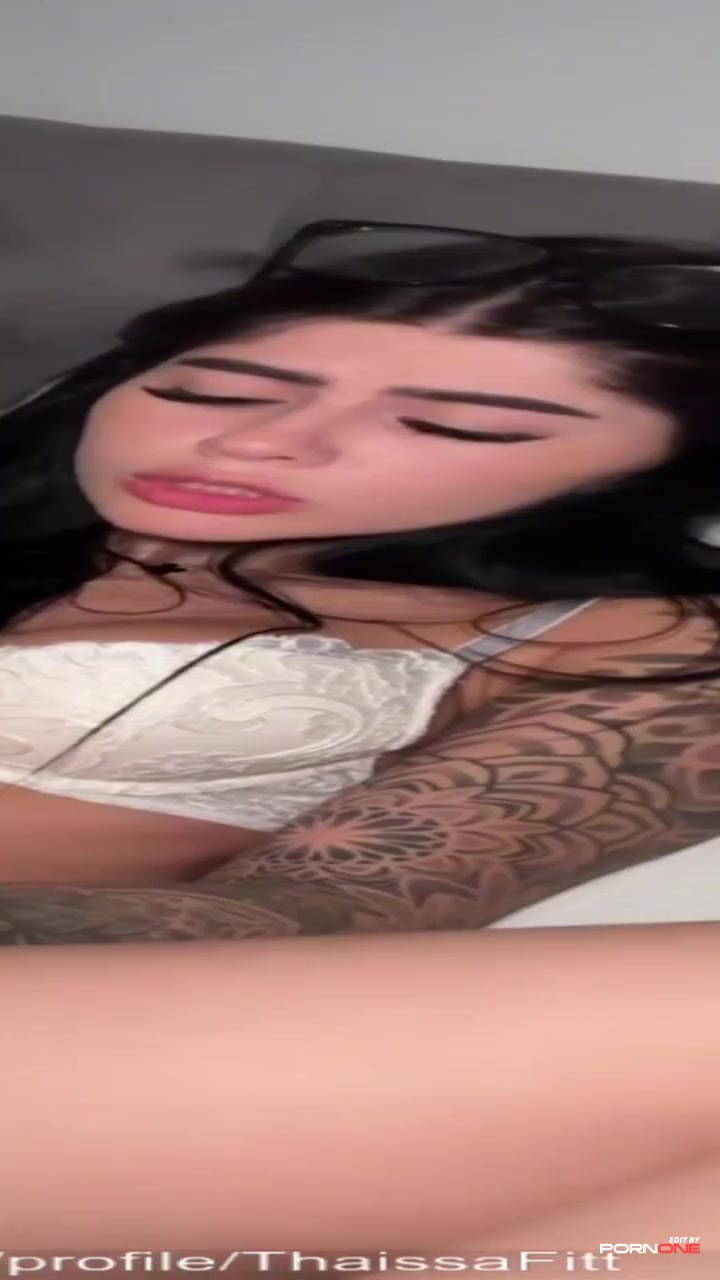 Thaissa Sizzles in a Short but Sweet 36-Second Clip