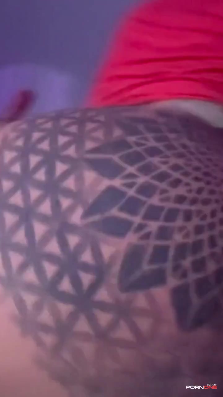 Lilmisstee & Lil D's Sizzling Short Video