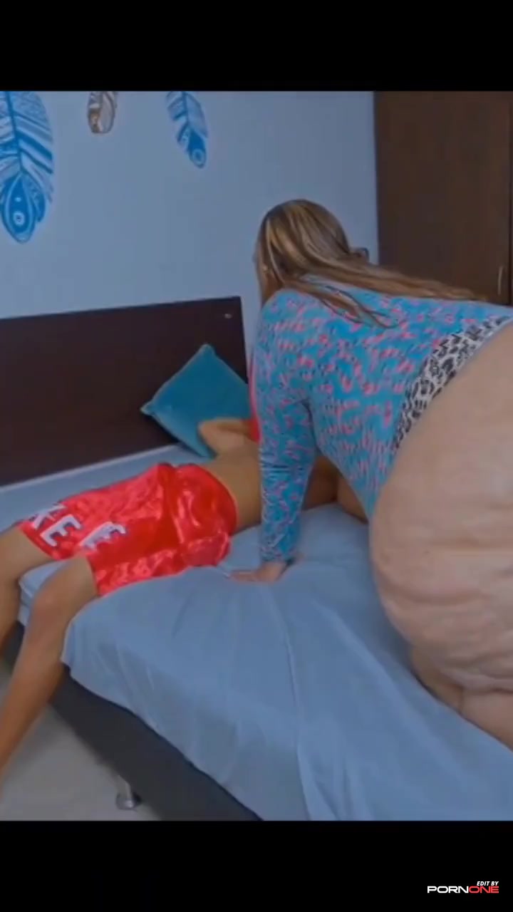 SSBBW Latina Navarro Merry Sizzles in 32 Seconds