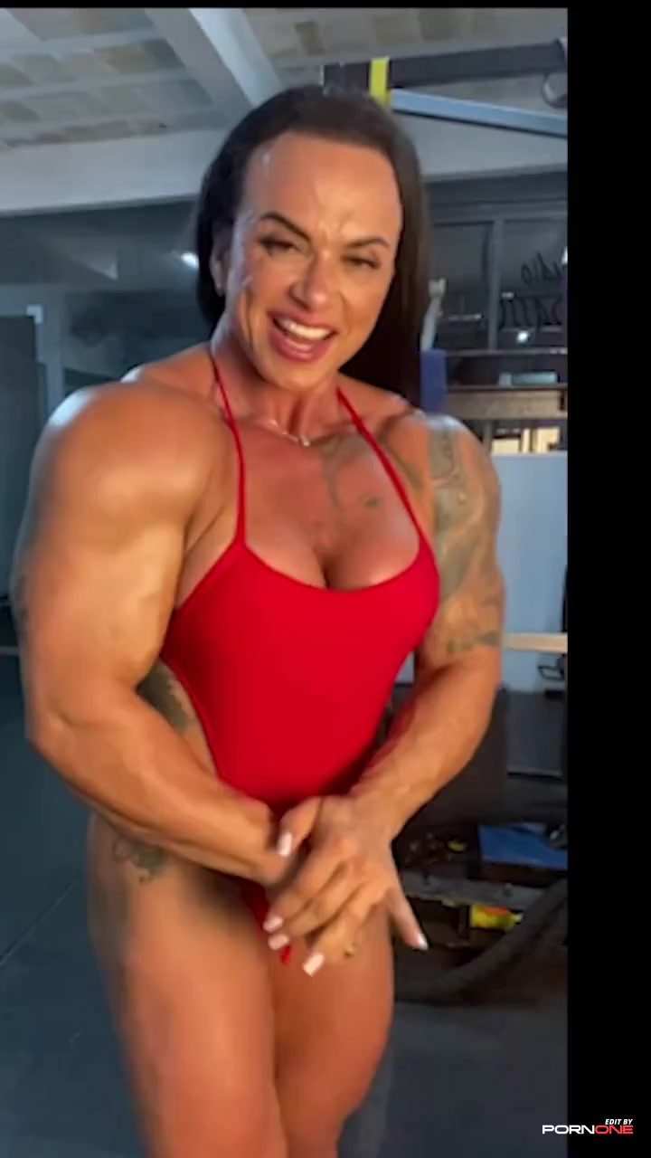 Pre-Contest Pump and Flex with BMoran in HD