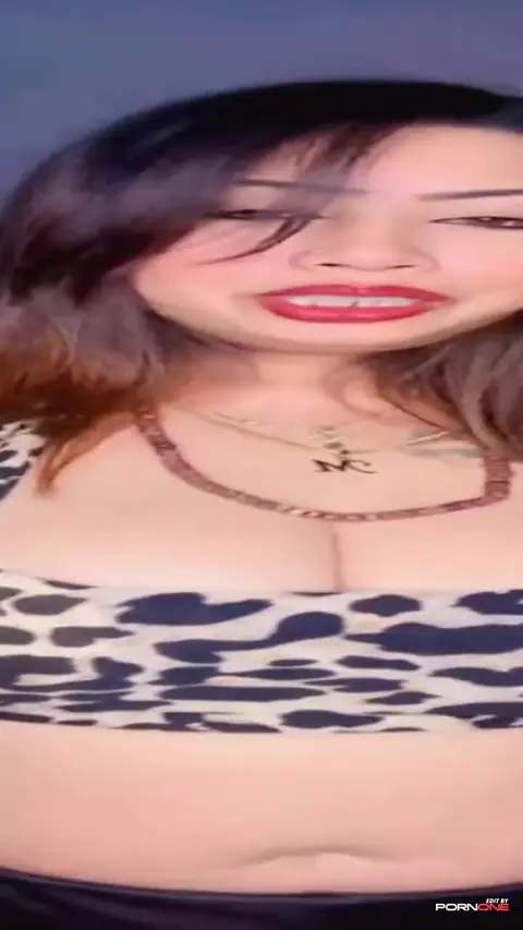 Desi Bhabhi Romance Unfolds in 29 Seconds