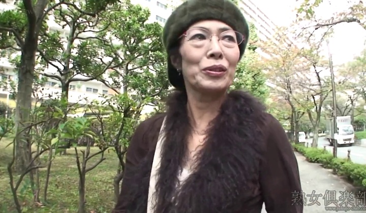 Asian Gilf Azusa Yukimura in 720p Jukujo Club Video