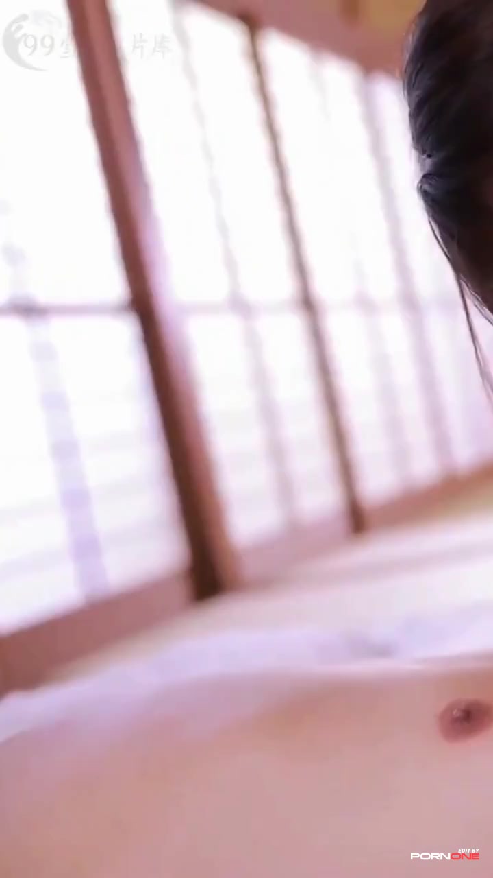 Japanese Milf Gets Fucked at Aussie Spa – Hot 27-Second Scene