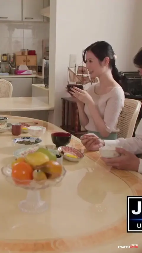 Japanese Babe Meets Dirty Stepdaddy in Australia