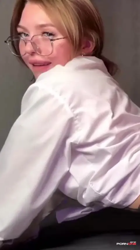 Teen Cutie Gets Creampied in Glasses