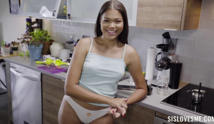Michelle Anderson Teases in 'Admit You're a Simp' Scene