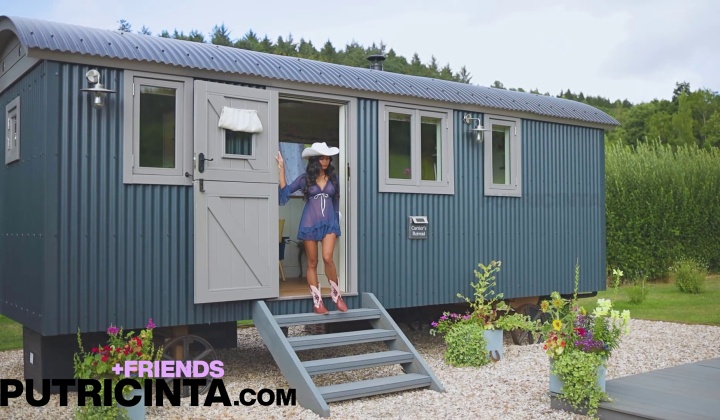 model putri cinta gets super naughty alone in shepherd’s hut  ?