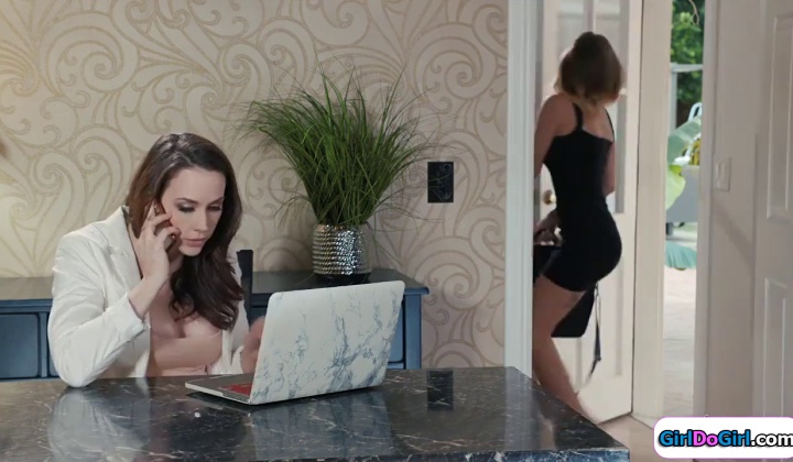 Boss with Big Tits Gets Desk Relief During Work Calls