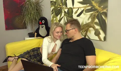 Jessie Ames Blonde Seduction Awaits His Hard Cock