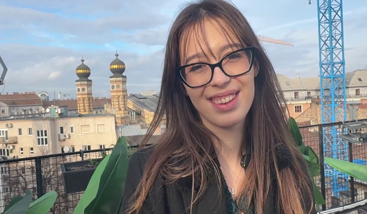 livia nice french young mature happy to takes two cocks  ?