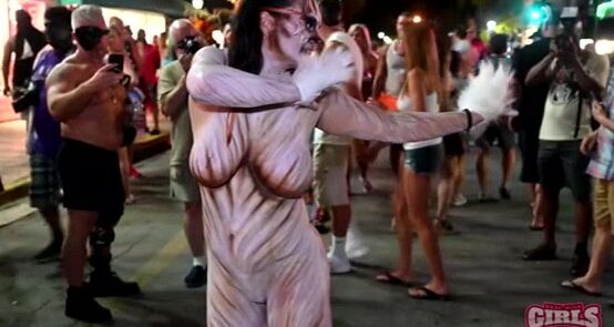 Pussy Flashing Fantasy Fest 19 NEW | HD Compilation
