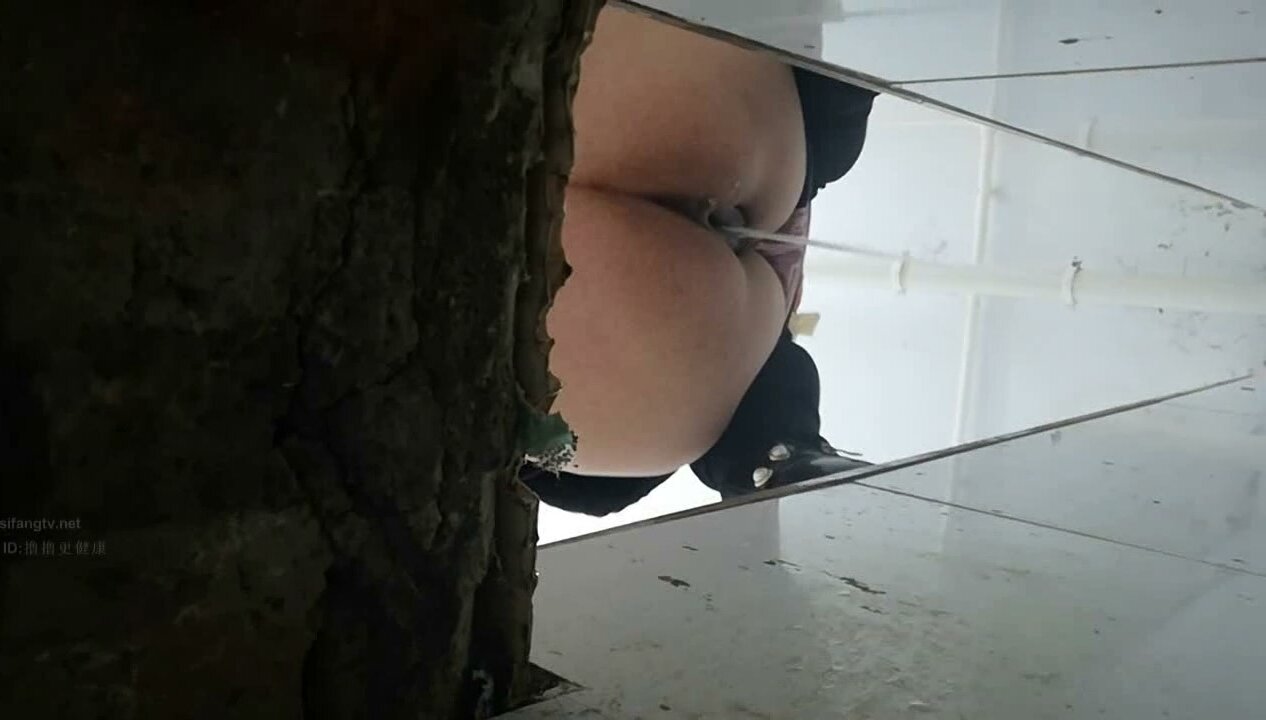 Piss in Chinese Ditch Toilet - HD Bathroom Scene