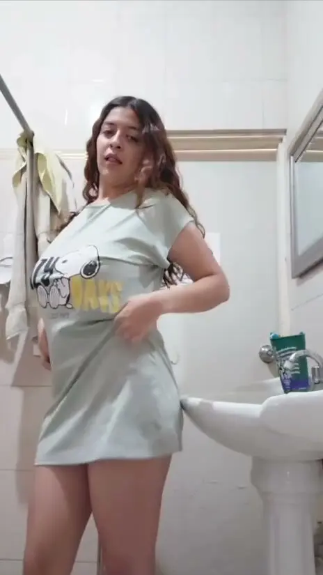 Chica Se Muestra - Hot Video 198