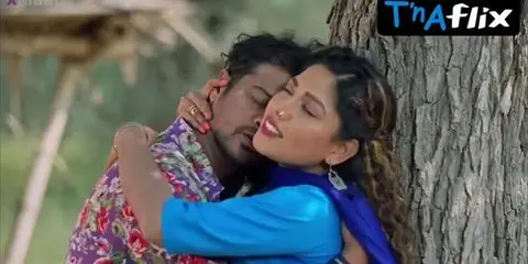 Mahi Kaur's Sizzling Scene in Pathshala Unleashed