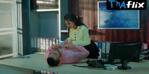 Aarohi Barde Breasts Scene  in Mere Angane Main