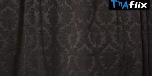Andie MacDowell's Sizzling Scene in Object of Beauty