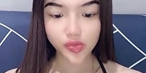 Billa Selebgram Toge