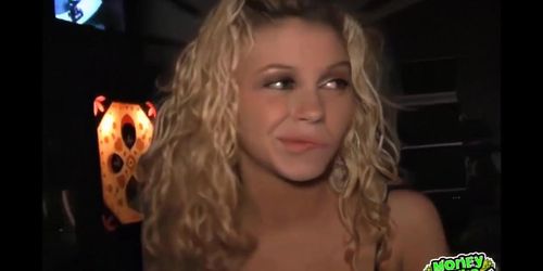 Alisha King's Seductive Bartending Skills for Cash