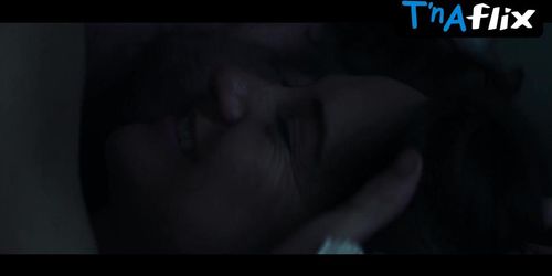 Shailene Woodley Sizzles in Paradise Scene