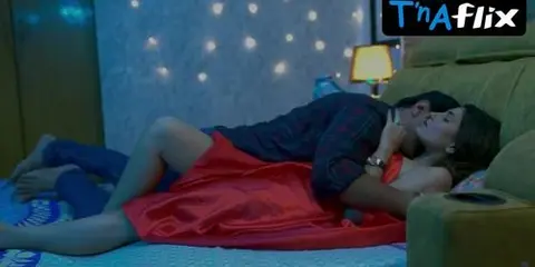 Leena Singh Sizzles in Gulabo's Sensual Scene