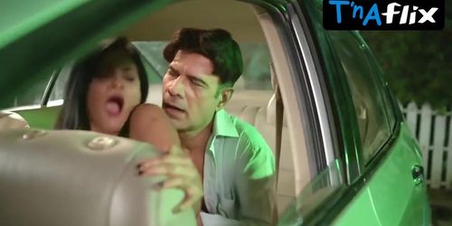 Leena Singh Breasts Scene  in Manmaniyan