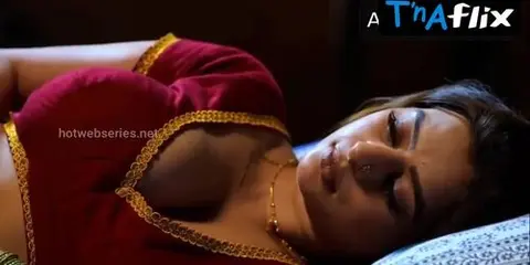 Jaya Pandey's Hot Scene in Matkani Ke Matke