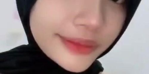 SMK Hijab Squirt Dikamar Mandi