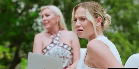 Busty Blonde Blake Blossom's Intense Orgasms Unleashed