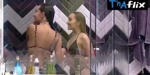 Thais Braz Sizzles in Bikini Scene from Big Brother Brasil