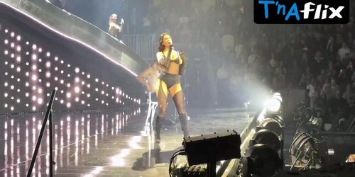 Dua Lipa's Sizzling Performance in Radical Optimism Tour