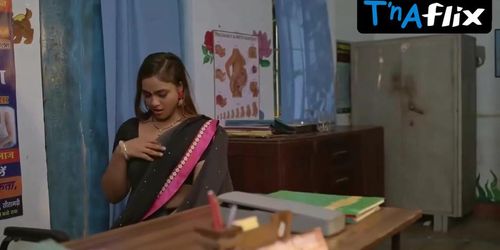Pihu Jaiswal Sizzles in Charmsukh Bidaai 2 Scene