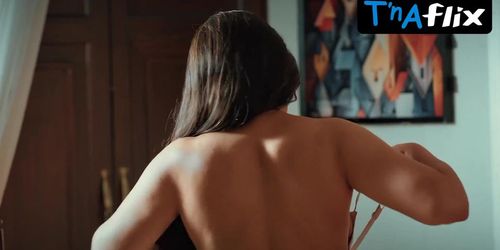 Mahi Khan's Audacity: Sizzling Underwear Scene