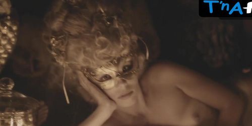 Unknown Butt,  Breasts Scene  in In Search Of Fellini