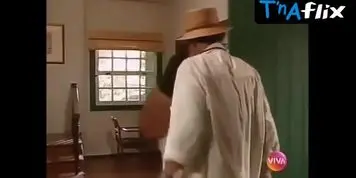 Priscilla Rozenbaum's Busty Underwear Scene in Contos De Verao