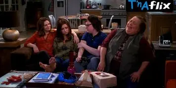 Amber Tamblyn Lesbian Scene from Two and a Half Men