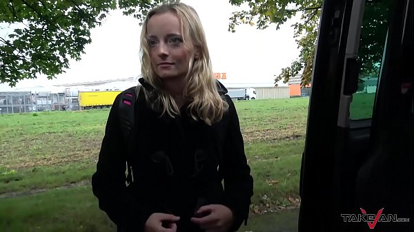 Blondie Repays Favor with Passionate UK Cock Ride