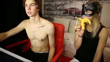 Webcam Date with 18yo Girl: Live Cam Show