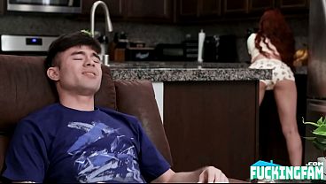 Clan Boy Fantasize About Hot Ass Stepsis Scarlette Moon