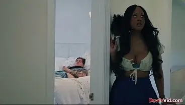 Interracial Stepfamily Encounters: Ebony Stepmom