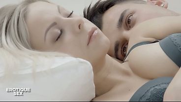 Julia Parker's Dirty Secret: Stepbrother Seduction
