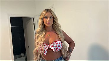 Big Tits Step Sister Kali Roses Gets Naughty at Home
