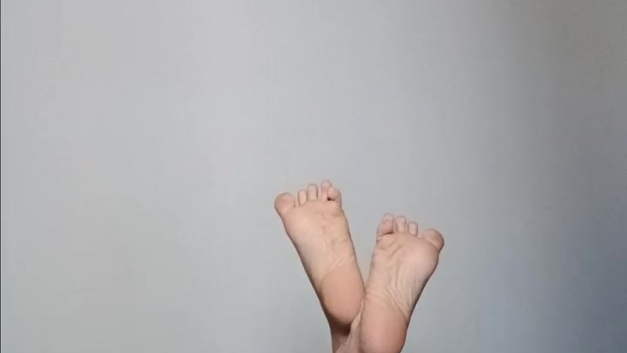 Foot Fetish Fun with Sweet Feet