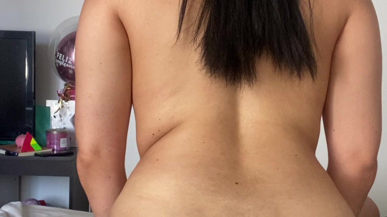 Lesbian Passion: Kissing and Facesitting Intimacy